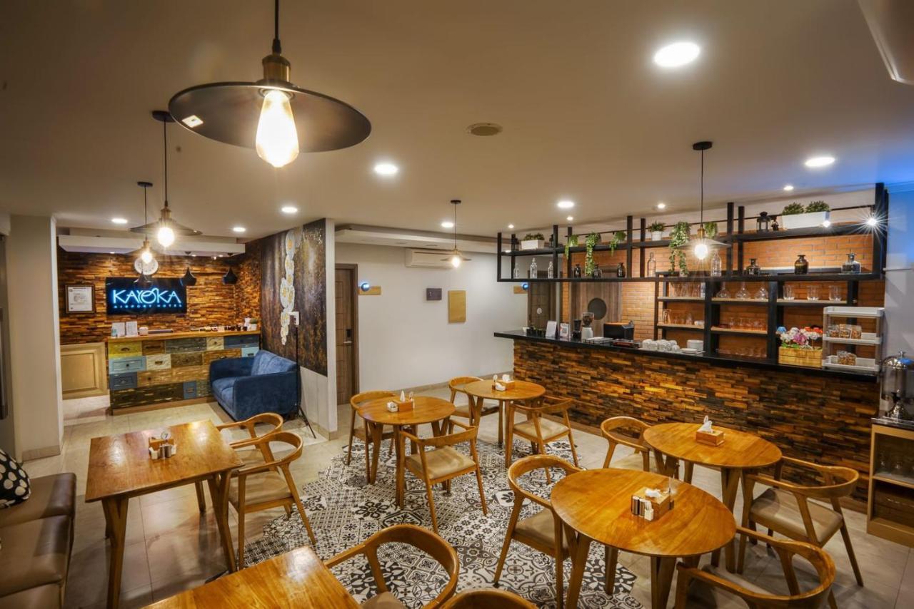 Kaloka Airport Hotel Sumbawa Besar Εξωτερικό φωτογραφία