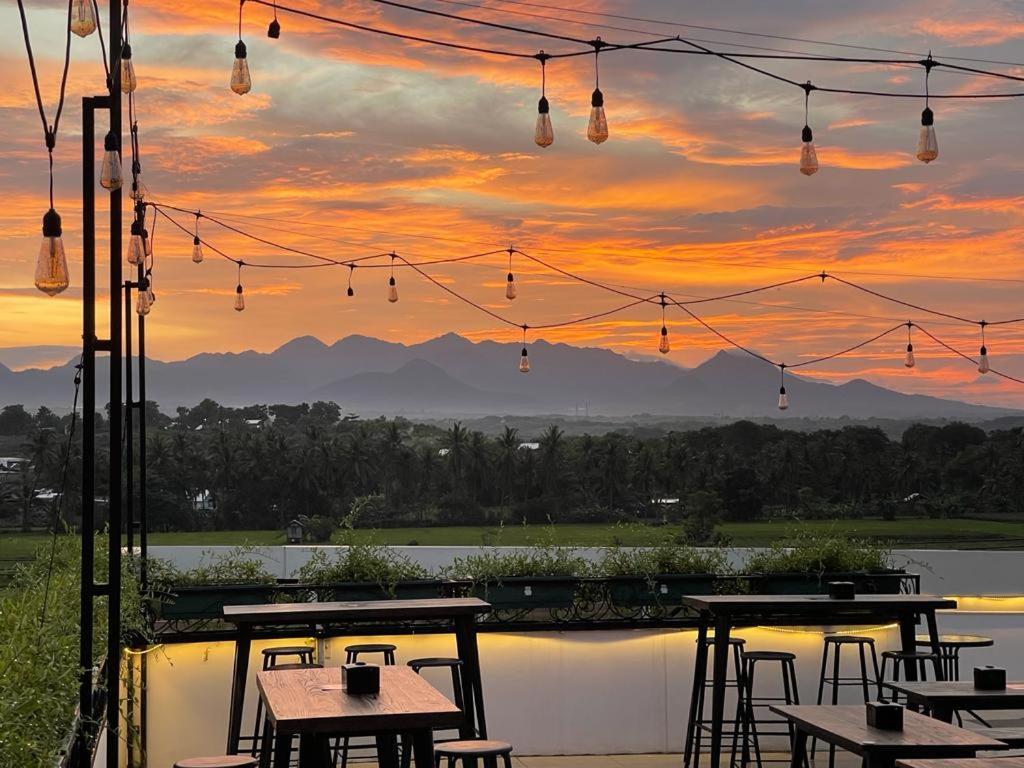 Kaloka Airport Hotel Sumbawa Besar Εξωτερικό φωτογραφία