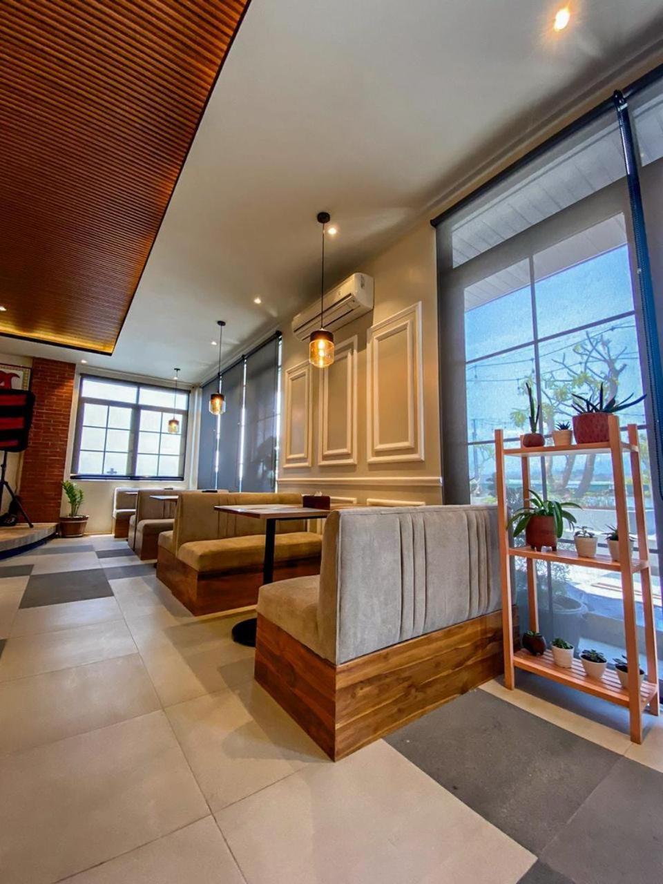 Kaloka Airport Hotel Sumbawa Besar Εξωτερικό φωτογραφία